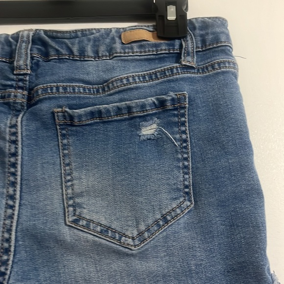 True Craft Girls Ripped Denim Shorts Size 16 EUC - Picture 5 of 7